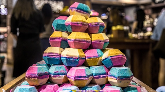 Lush's Naked Packaging